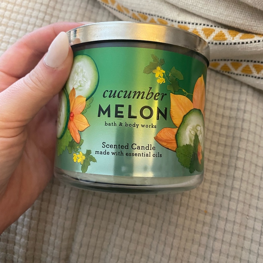 Bath and body works candle